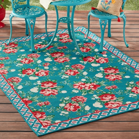 The Pioneer Woman Other - ❤️ New Pioneer Woman Vintage Floral 5 x 7 Outdoor Rug